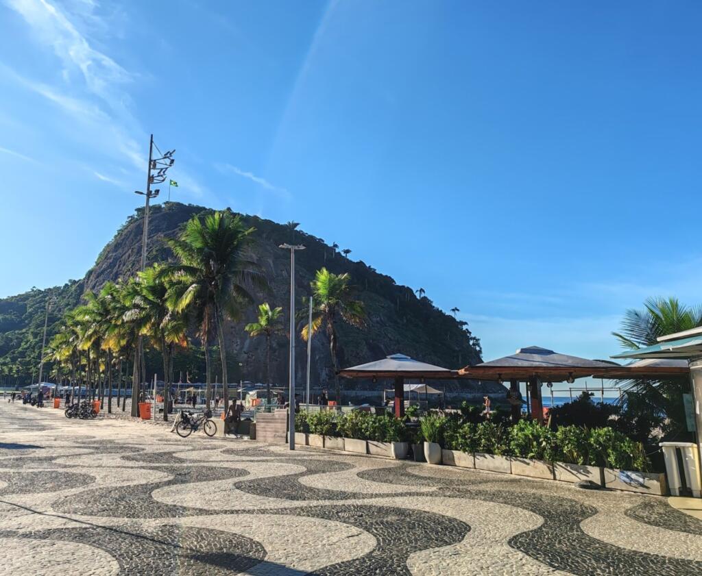 Copacapana, Rio de Janeiro, Brasilia | Itacarén rannoilta Rio de Janeiroon ja São Pauloon | Elämää Nomadina