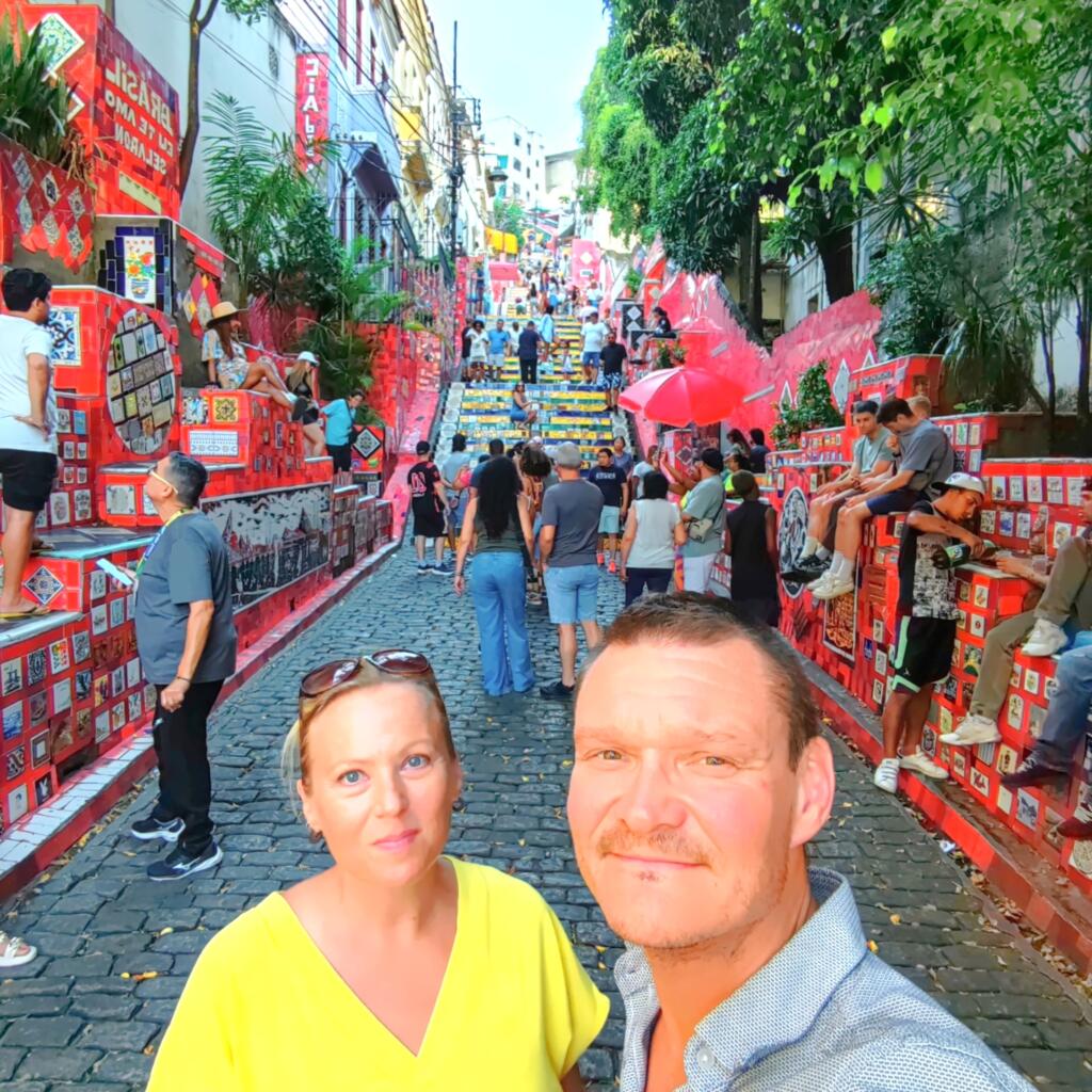 Escadaria Selarón -portaat, Rio de Janeiro, Brasilia | Itacarén rannoilta Rio de Janeiroon ja São Pauloon | Elämää Nomadina