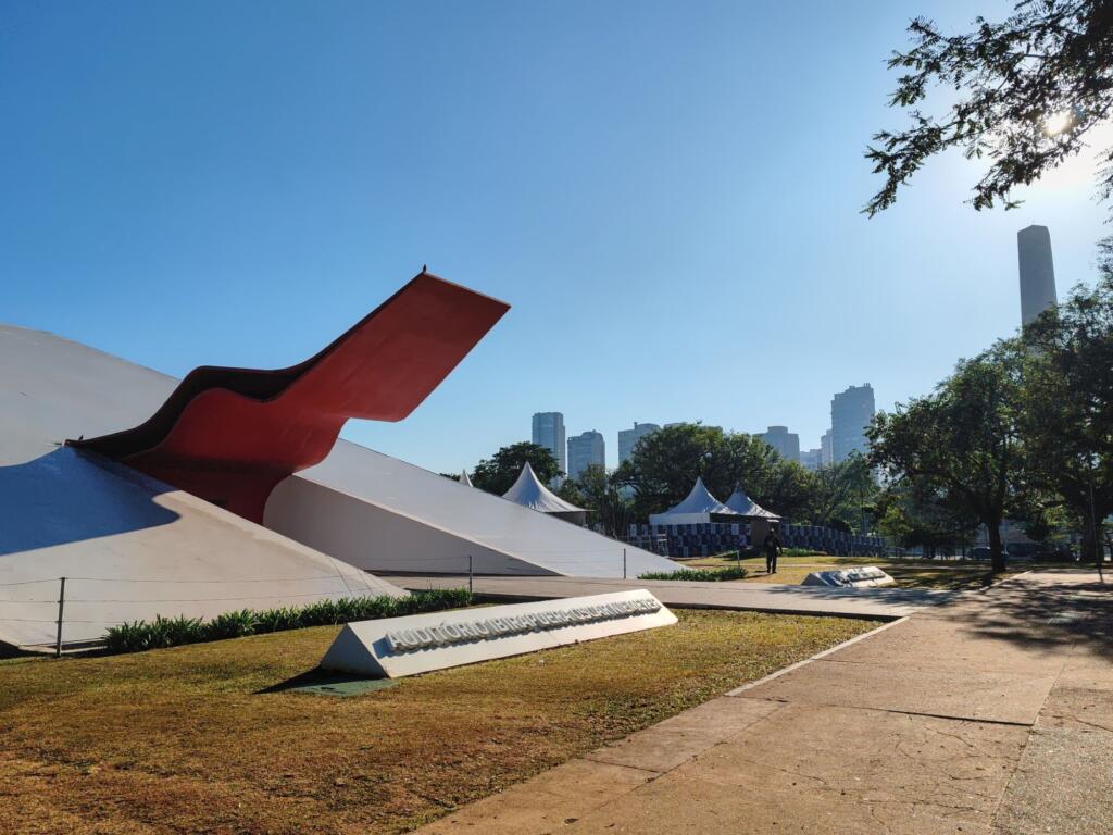 Ibirapuera auditorio, São Paulo, Brasilia | Itacarén rannoilta Rio de Janeiroon ja São Pauloon | Elämää Nomadina blogi