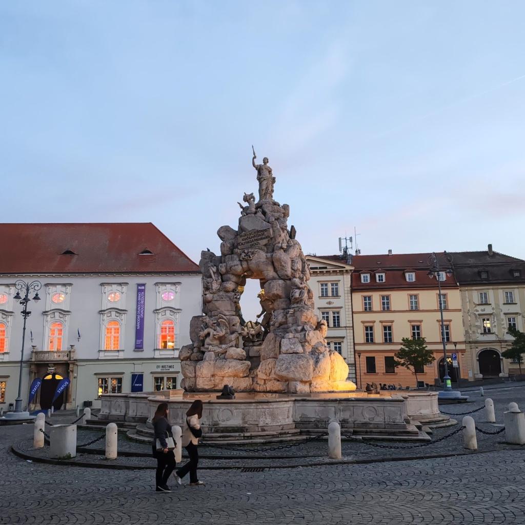 Elämää Nomadina - Syksyinen road trip Romaniasta Slovenian kautta Ranskaan Brnon vanha keskusta, Tsekki | Syksyinen pakumatka halki Euroopan | Elämää Nomadina