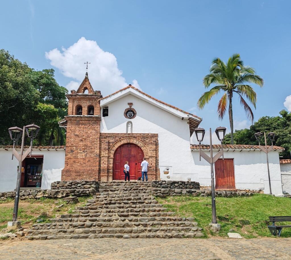 Elämää Nomadina - Seikkailu Kolumbiassa vei suurkaupungeista rantakohteisiin Elämää Nomadina - Cali Colombia 03