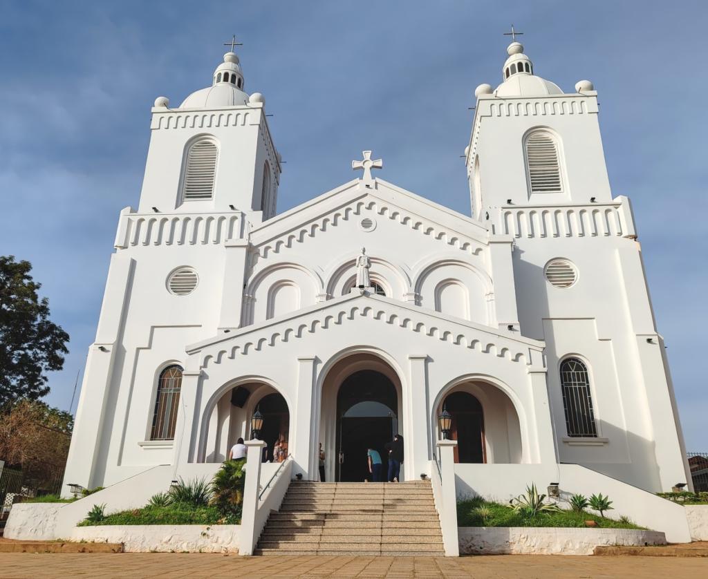 Catedral de Encarnación | Paraguay | Elämää Nomadina matkablogi