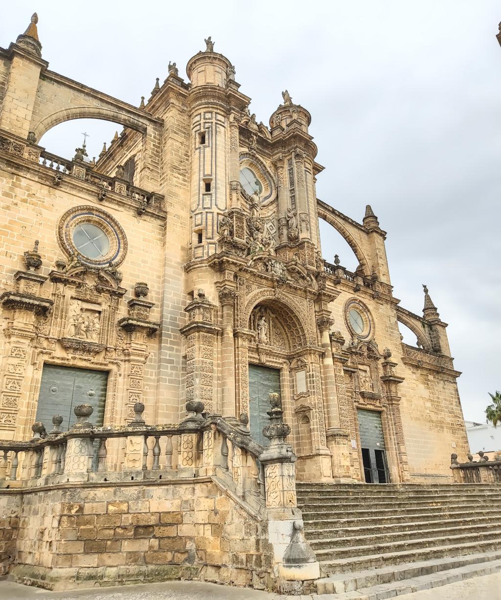 Jerez de la Fronteran katedraali | Andalusia, Espanja | Elämää Nomadina