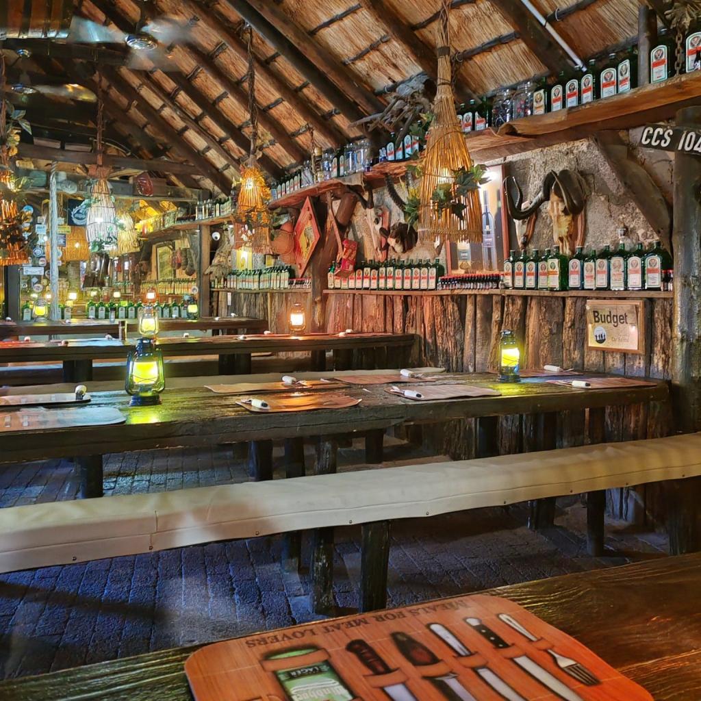 Joe's Beer House, Windhoek | Nomadina Namibian Windhoekissa | Elämää Nomadina