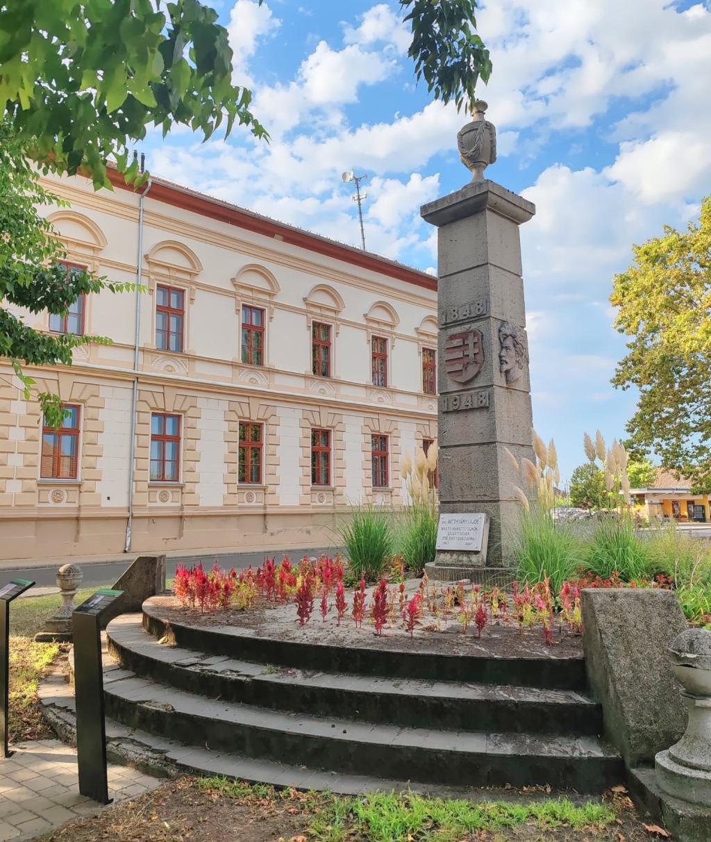 Kiskörös, Unkari | Kesäturistina Suomessa ja road trip halki Itä-Euroopan | Elämää Nomadina