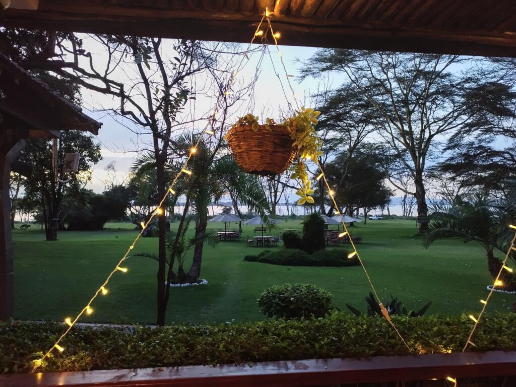 Elämää Nomadina - Luontoseikkailuja Naivashassa Itä-Afrikan hautavajoamassa Lake Naivasha Country Club | Naivasha-järvi, Kenia | Elämää Nomadina