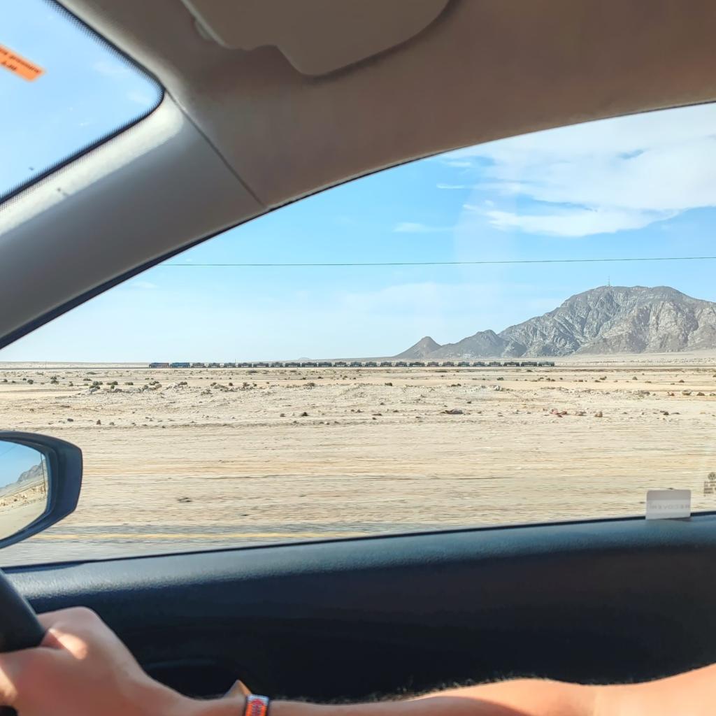 Elämää Nomadina - Road trip Namibiassa vei aavikolle ja rannikkomaisemiin Autiomaamaisemaa | Road trip Namibiassa | Elämää Nomadina blogi