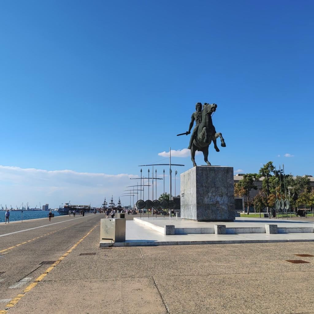 Aleksateri Suuren patsas, Thessaloniki | Autolla Euroopassa: Korfu ja Thessaloniki Kreikassa | Elämää Nomadina
