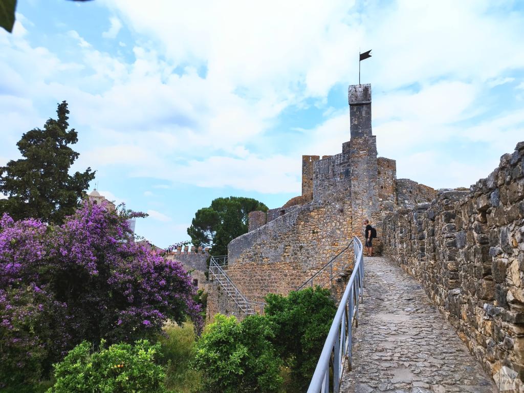 Temppeliritareiden linna Tomarissa | Road trip Portugalissa: Rannikkomaisemia, Tomar ja Coimbra | Elämää Nomadina