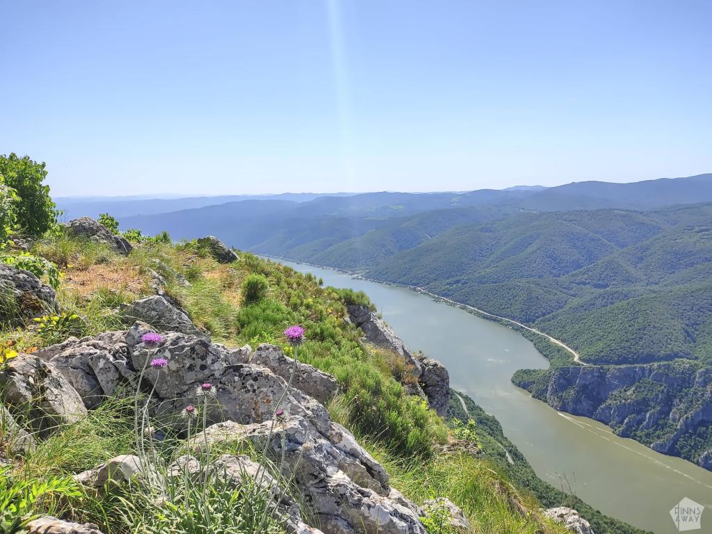 Maisema Tonavalle Vliki Strabac huipulta | Serbia | Elämää Nomadina