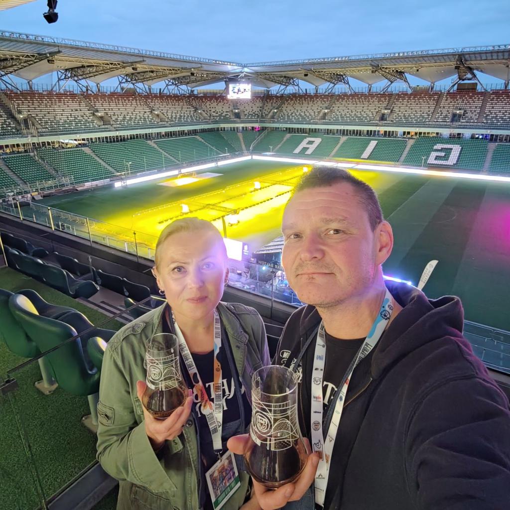 Elämää Nomadina - Syksyinen road trip Romaniasta Slovenian kautta Ranskaan Olutfestareilla Varsovassa | Syksyinen pakumatka halki Euroopan | Elämää Nomadina