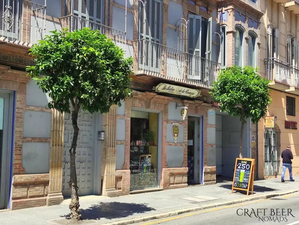 La Botica de la Cerveza craft beer pub Malaga | Elämää Nomadina