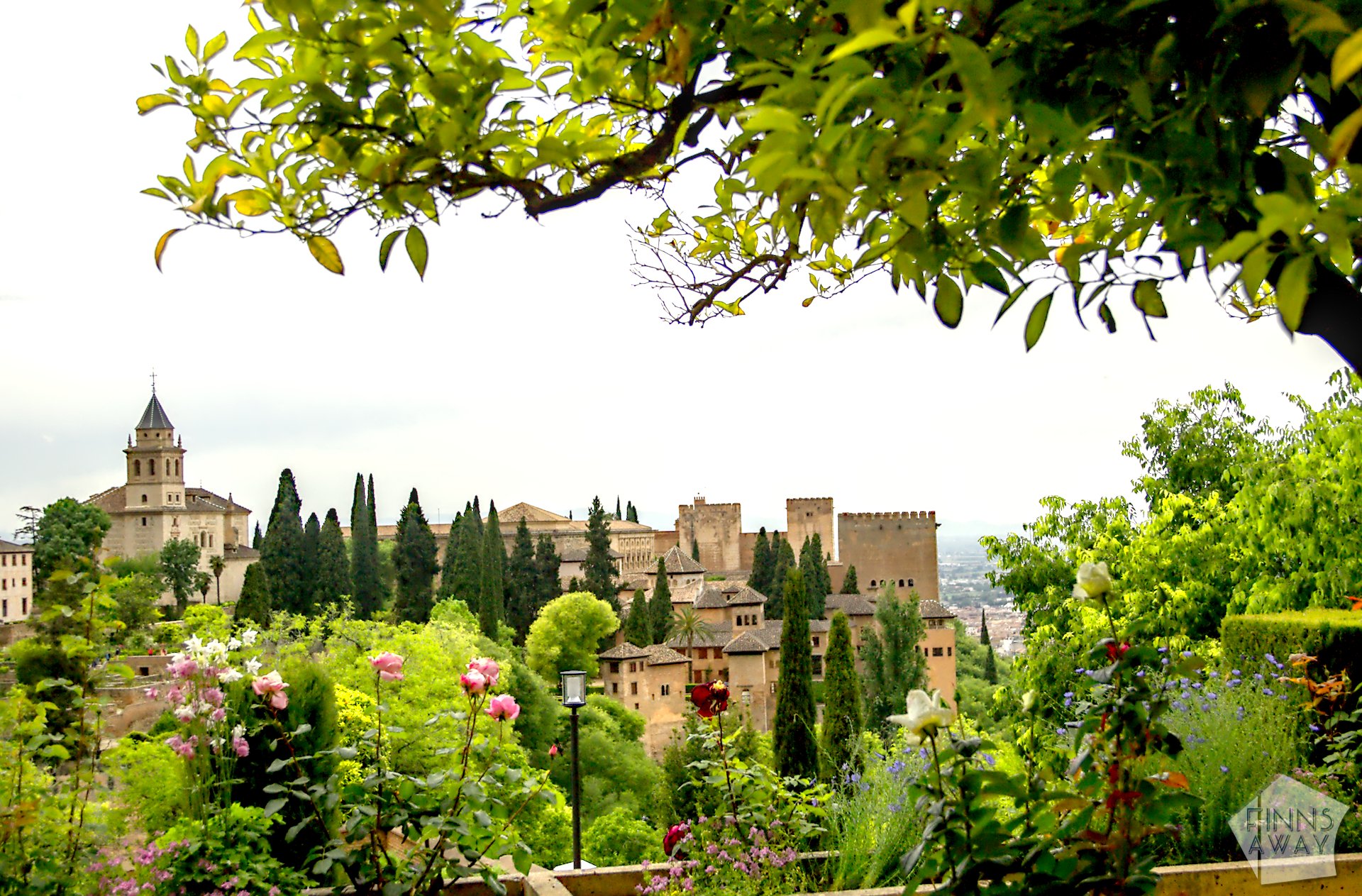Granadan upea Alhambra ja Marbella Malagan rannikolla | Elämää Nomadina
