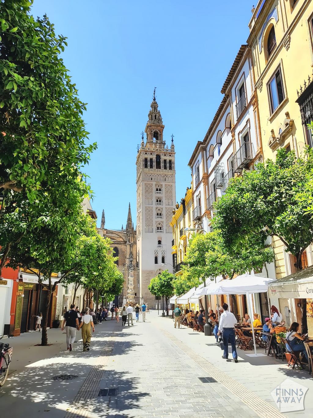 La Giralda | Sevilla, Andalusia, Espanja | Elämää Nomadina blogi