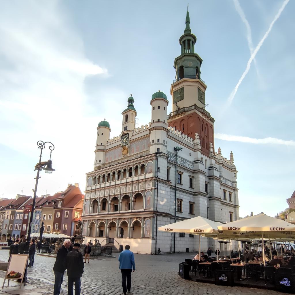 Vanha raatihuone, Poznan | Puola | Elämää Nomadina blogi
