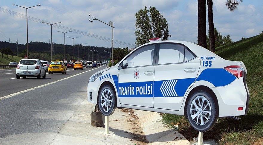 Elämää Nomadina - trafic police in Turkey 1